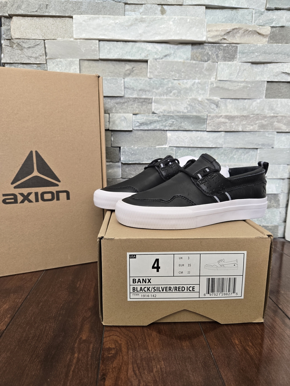 Axion Banx Boy's Black Slip-On Sneakers, Size 4